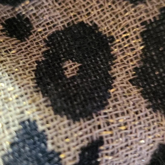 J Jill woman's Camelmulti multi-functional scarf wrap. One size. - Picture 11 of 11